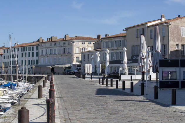 Saint-Martin-de-R e NEWS : Crise sanitaire mondiale et la pandemie du Coronavirus Covid19 - Ile de Re - 16 04 2020 ChristopheBreschi Panoramic 