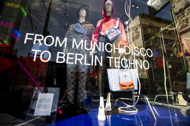Display case of a shop at Hackesher Markt in Berlin on April 16, 2020 The measures decided by the federal and state governments to slow down the spread of the coronavirus SARS CoV 2 will continue before Easter The debate about compulsory mouth protection and the effectiveness of the masks continues in the public eye From Monday onwards, shops with a sales area of up to 800 square metres will be allowed to