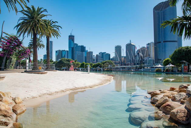 April 16, 2020, Queensland, Australia: South Bank Parklands almost deserted during Coronavirus crisis..Australian states including Queensland take strict new lockdown rules to stop the spread of Covid-19. Queensland Australia - ZUMAs197 20200416_zaa_s197_011 Copyright: xFlorentxRolsx