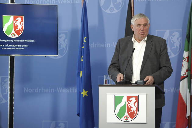 Health Minister Karl Josef Laumann at a press briefing on the current situation and further measures to contain the corona virus in North Rhine-Westphalia in the State Chancellery Düsseldorf, 16 04 2020 Foto:xJ.xKrickx xFuturexImage