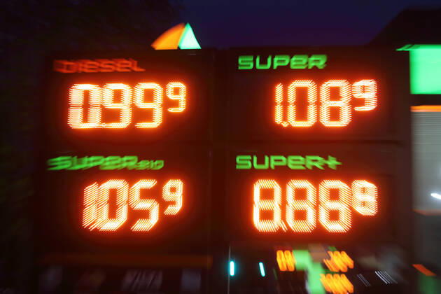 16 04 2020, Berlin, GER The price of diesel h