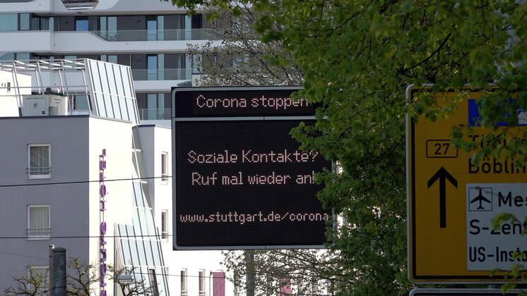 Traffic information Particulate matter alarms in Stuttgart to be discontinued in future Use now makes sense with Corona Rules of conduct on traffic displays, very little traffic at rush hour Corona Rules of conduct on traffic displays known nationwide from the particulate matter alarm in Stuttgart Particulate matter alarms to be discontinued in future Hardly any traffic curren Copyright: 7aktuell.dex xAlexanderxHald