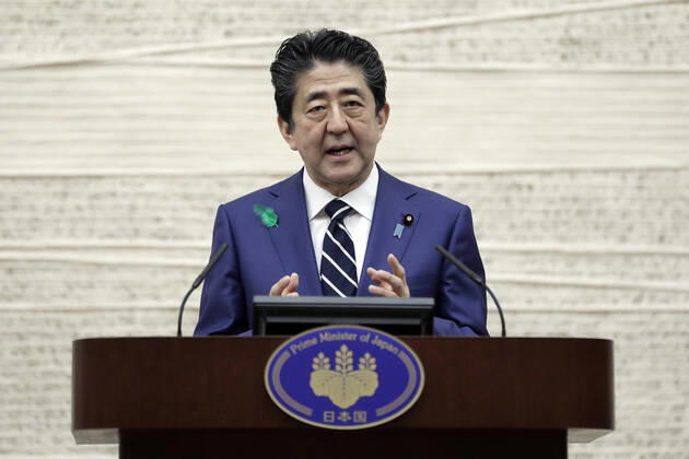 April 17, 2020, Tokyo, Japan: Shinzo Abe, Japan s prime minister, speaks during a news conference at the prime minister s official residence in Tokyo, Japan, on Friday, April 17, 2020. Tokyo Japan - ZUMAz114 20200417_zih_z114_006 Copyright: xPOOLx