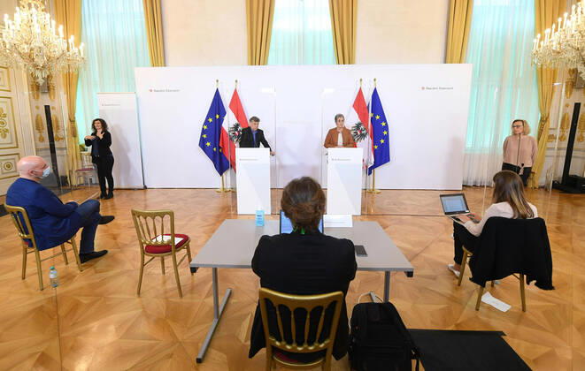 Vienna AUT, Acute Developments on Corona Disease in Austria 17 04 2020, Federal Chancellery, Vienna, AUT, Acute Developments on Corona Disease in Austria, press conference on current ev Copyright: xPool Eibner-Pressefotox EP_str