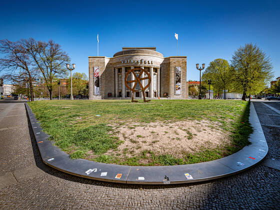 Berlin Mitte, Theater Volksbühne am Rosa Luxemburg Platz Berlin