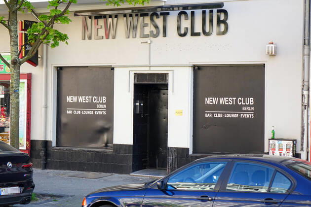 20 04 2020,Berlin,Germany,GER,the city at the time of the Corona Pandemic New West Club in Kantstrasse