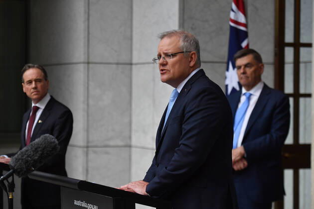 SCOTT MORRISON CORONAVIRUS UPDATE, Minister for Health Greg Hunt, Chief Medical Officer Professor Brendan Murphy and Prime Minister Scott Morrison speaks to the media at a press conference in Canberra, Tuesday, April 21, 2020. ( NO ARCHIVING, EDITORIAL USE ONLY, NO USE IN BOOKS WITHOUT CONSENT Canberra ACT AUSTRALIA  Copyright: xMICKxTSIKASx 20200421001464521625
