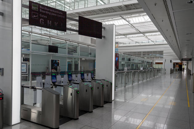 Impact Corona Munich Airport In picture Access Security Control Terminal 2 open green Munich Airport Munich Bavaria Germany Copyright: Passion2Press MarkusxFischerx