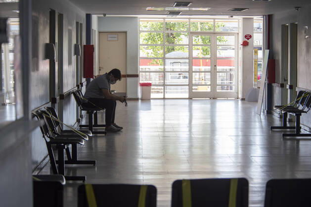 April 21, 2020, Cordoba, Argentina: A sector inside Rawson Hospital prepared it and isolated it for the reception of possible cases of Covid-19. Cordoba Argentina  - ZUMA Pho 20200421_mda_b196_130 Copyright: xDanielxBustosx