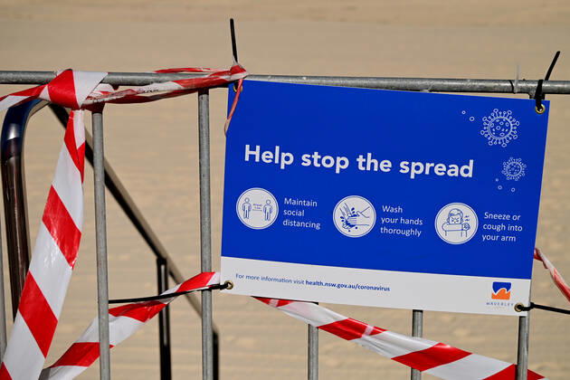 AUSTRALIA CORONAVIRUS BONDI BEACH, Signage at a closed Bondi Beach in Sydney, Wednesday, April 22, 2020. Sydney s iconic Bondi Beach will partially open to swimmers and surfers next week as more beaches in NSW begin easing COVID-19 restrictions.( NO ARCHIVING, EDITORIAL USE ONLY, NO USE IN BOOKS WITHOUT CONSENT SYDNEY NSW AUSTRALIA  Copyright: xJOELxCARRETTx 20200422001464681694