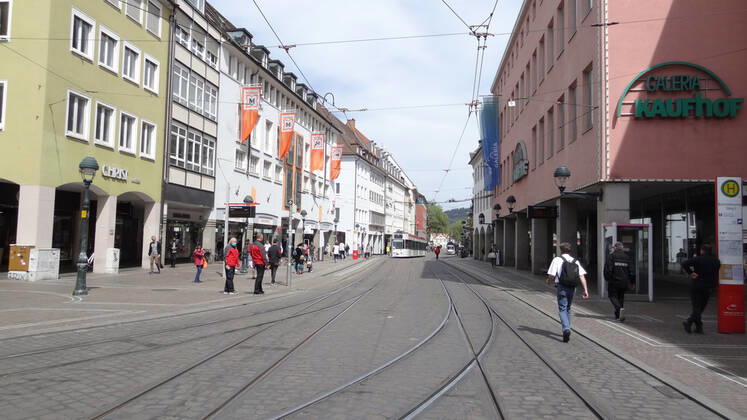 Freiburg Themed picture medicine View from the Bertoldsbrunnen to Freiburg city centre The long and silent way back to everyday life Like here in Freiburg life starts pulsating again Themed picture medicine Coronavirus Copyright: xHahnex Eibner-Pressefotox EP_joha