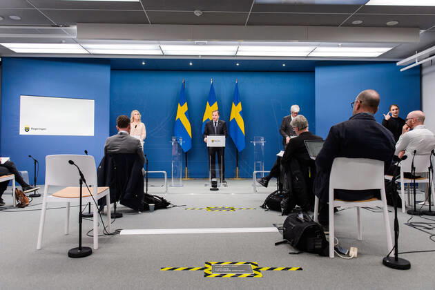 200422 Lena Hallengren, Minister for Health and Social Affairs, Stefan Löfven, Prime Minister of Sweden, and Johan Carlson, Director General at The Public Health Agency, during a press conference with the government of Sweden regarding the coronavirus, Covid 19, on April 22, 2020 in Stockholm Photo Maxim ThorÃ BILDBYRAN kod MT bbeng presskonferens regeringen politik corona virus corona  Copyright: MAXIMxTHORE 0047207698st