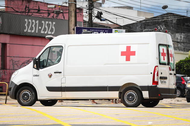 BELÉM, PA - 22.04.2020: CORONAVÍRUS EM BELÉM - Pará reaches 1,195 cases and has 90% of the ICU beds occupied for treatment of Covid-19 this Wednesday (22). State has 580 beds available. Government awaits the arrival of respirators from China to install an additional 400 beds. x1906524x  FilipexBispo