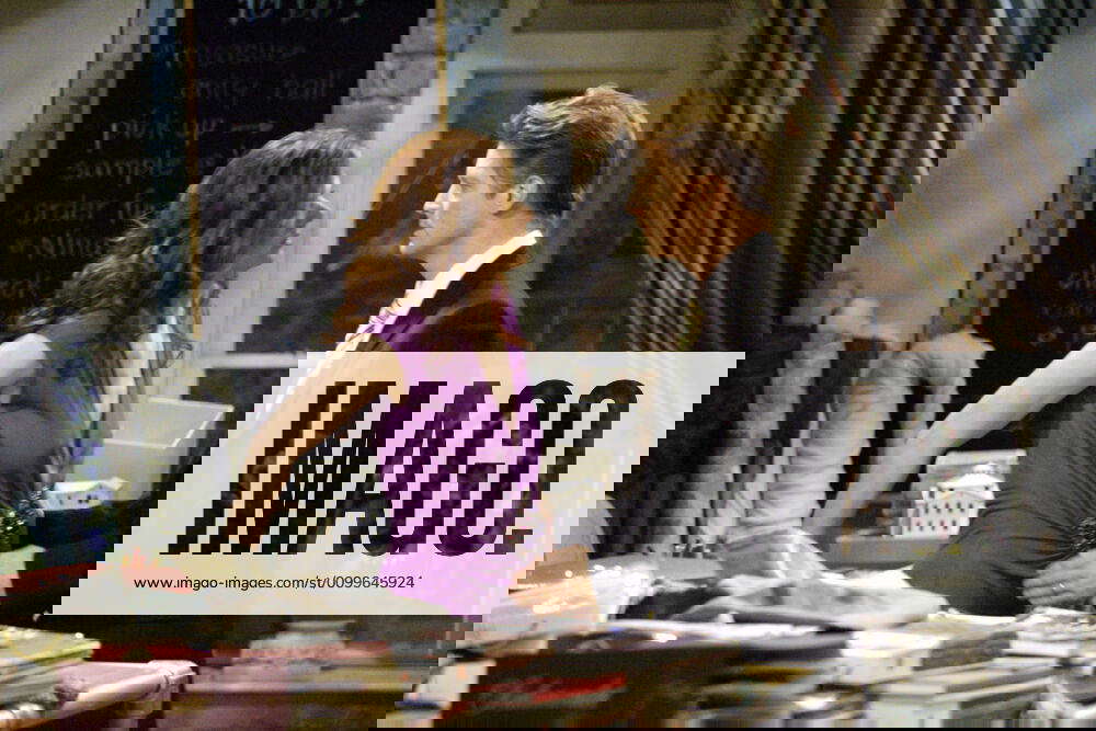 Will Grace Debra Messing Eric Stoltz Friends With Benefits Kiss Tell Season 7 Ep 723 724