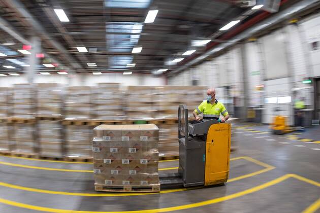 A man works in the warehouse of the plant that Beiersdorf Nivea group has in the town of Tres Cantos, outside Madrid, Spain, 23 April 2020. The plant began to produce sanitizer gel despite creams to help in the prevention of coronavirus spreading. The plant has donated more than 132,000 liters of hyroalcoholic gel. Nivea plant donates more than 132,000 liters of hydroalcoholic gel in Madrid !ACHTUNG: NUR REDAKTIONELLE NUTZUNG!  Copyright: xRodrigoxJimenezx GRAF4698 20200423-637232511183977750