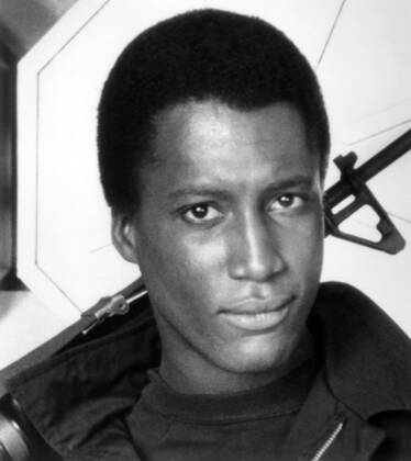 V: THE SERIES, Michael Wright, 1984-85. Warner Bros. Television Courtesy: Everett Collection Warner Bros Courtesy Everett Collection !ACHTUNG AUFNAHMEDATUM GESCHÃ„TZT! PUBLICATIONXNOTxINxCANxCHNxFRAxITAxJPNxNORxPOLxRUSxESPxUKxUSA Copyright: xWarnerxBros CourtesyxEverettxCollectionx TBDVVVV EC020