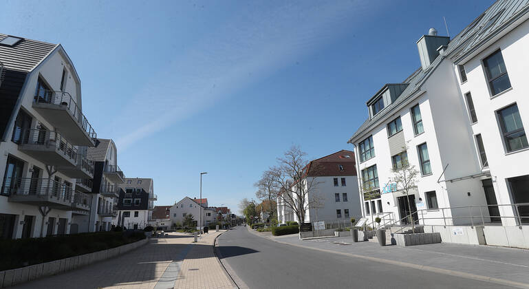 Deserted streets in Niendorf, hotels and holiday apartments are located in this street Niendorf