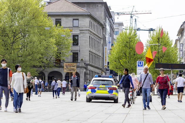DEU, Germany, Baden Württemberg, Stuttgart, 24 04 2020 Effects of the Corona Crisis Fridays for Future, the protest of the youth against the climate policy of politics, flared up again tentatively in some places of the state capital Stuttgart