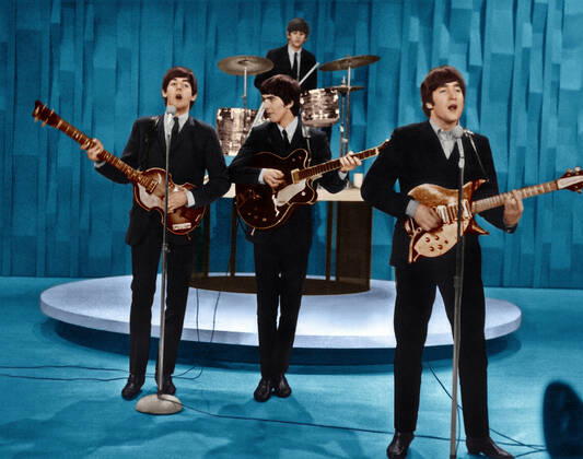 THE ED SULLIVAN SHOW, The Beatles (from left: Paul McCartney, Ringo Starr, George Harrison, John Lennon) in dress rehearsal, (Seaseon 17, ep. 1719, aired Feb. 9, 1964), 1948-71. Courtesy Everett Collection !ACHTUNG AUFNAHMEDATUM GESCHÃ„TZT! PUBLICATIONXNOTxINxCANxCHNxFRAxITAxJPNxNORxPOLxRUSxESPxUKxUSA Copyright: xCourtesyxEverettxCollectionx TCDEDSU EC006