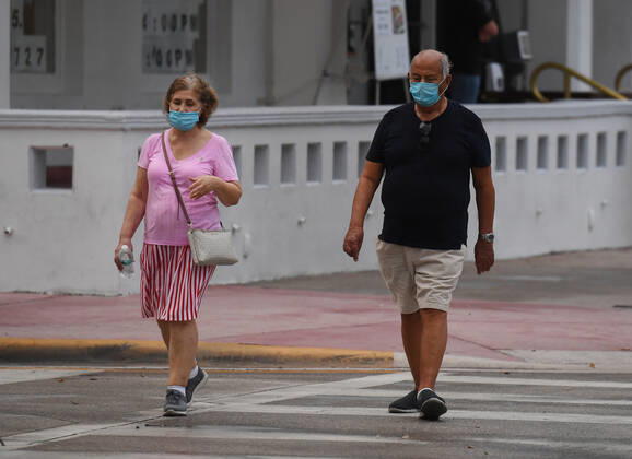 Coronavirus in den USA, Eindrücke aus Miami MIAMI, FL - APRIL 24: General view of South Beach as all the stores have been closed due to the Coronavirus (COVID-19) pandemic on April 24, 2020 in Miami Florida. Copyright: xmpi04 MediaPunchx