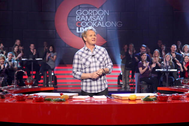 GORDON RAMSAY COOKOFF LIVE, chef Gordon Ramsay, (aired December 15, 2009), 2009. photo: Patrick Wymore Fox Courtesy: Everett Collection 20thCentFox Courtesy Everett Collection !ACHTUNG AUFNAHMEDATUM GESCHÃ„TZT! PUBLICATIONXNOTxINxCANxCHNxFRAxITAxJPNxNORxPOLxRUSxESPxUKxUSA Copyright: x20thCentFox CourtesyxEverettxCollectionx TCDGORA EC004