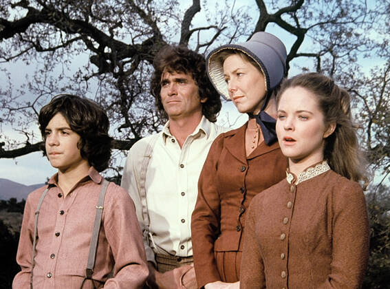 Michael Landon, 30. Todestag am 1. Juli LITTLE HOUSE ON THE PRAIRIE, (from left): Mathew Laborteaux, Michael Landon, Karen Grassle, Melissa Sue Anderson, Make Them Proud, Part II , (Season 6, ep. 619, aired Feb. 4, 1980), 1974-1983. NBC Courtesy: Everett Collection NBC Courtesy Everett Collection !ACHTUNG AUFNAHMEDATUM GESCHÃ„TZT! PUBLICATIONXNOTxINxCANxCHNxFRAxITAxJPNxNORxPOLxRUSxESPxUKxUSA Copyright: xNBC CourtesyxEverettxCollectionx TCDLIHO EC028