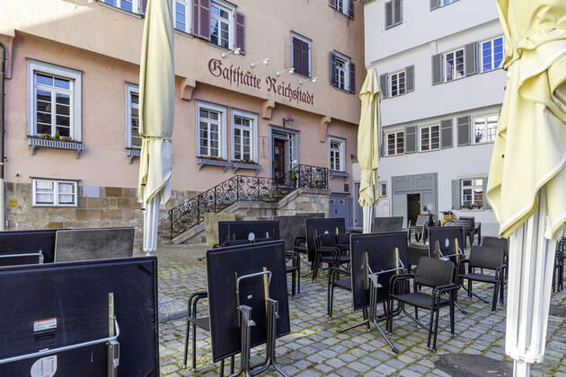 DEU, Germany, Baden Württemberg, Esslingen, 26 04 2020 City view Esslingen am Neckar Due to the corona crisis street cafes and beer gardens are closed
