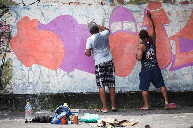 Coronavirus in Brasilien, Eindrücke aus Belem BELÉM, PA - 26.04.2020: DEFENSORIA PÚBLICA DO PARÁ ORDENA LOCKDOWN - Public Defender of the State of Pará decrees the closure of non-essential economic activities for city halls in the metropolitan region of Belém. The lockdown is requested because many commercial establishments and the population are not obeying social isolation orders to prevent the spread of coronavirus. Movement on the streets of Belém this Sunday (26) was small but the agglomerations continue. x1907294x  FilipexBispo