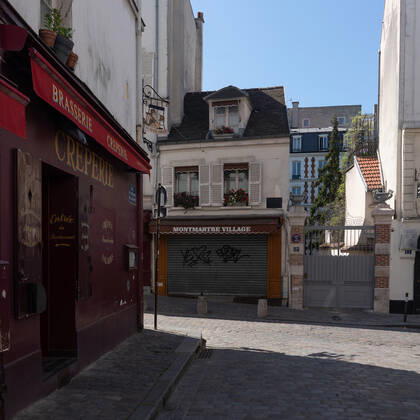 April 26, 2020, Paris, FR: (INT) Covid-19:Empty Paris. April 26,2020, Paris,France:Some touristic hotspots in Paris city like Cafe Les Deux Magots, Arc de Triomphe et Champs-Elysees, Champs-Elysees, Jardin du Luxembours, Pont Alexandre III, La Sorbonne , Marche aux puces,Montmartre street continued to be very empty during this covid-19 pandemic this Sunday. ..Credit: Thenews2 Paris - ZUMAn293 20200426_znp_n293_014 Copyright: xEricxBrommex