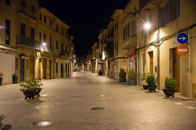 20200426 Children go out of the Home in Mallorca during Corona Lock down PALMA DE MALLORCA, SPAIN APRIL 26 2020 Empty roads in in Llucmajor at Children go out of the Home in Mallorca during Corona Lock down on April 26, 2020 in Palma de Mallorca, Palma de Mallorca Baleares Spain