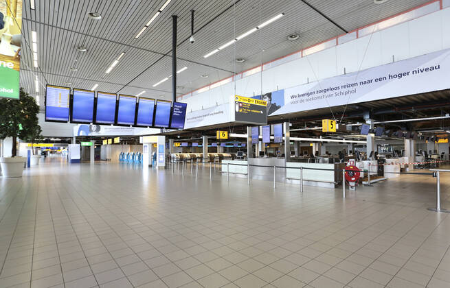 28-04-2020 Amsterdam Airport Schiphol in the Netherlands is virtually empty and abandoned as a result of the corona virus (c) PPE Beijersbergen Amsterdam The Netherlands  Copyright: xPPEx