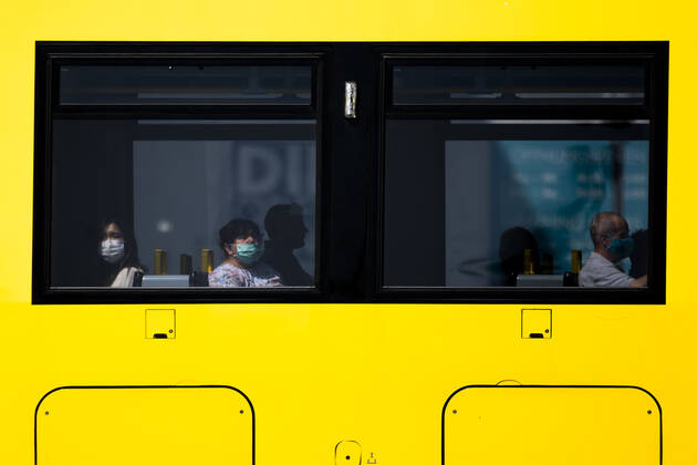 Two people with face masks on a tram in Berlin, 28 04 2020 All over Germany, masks are mandatory in public transport Berlin Germany Copyright: xFlorianxGaertner photothek.netx