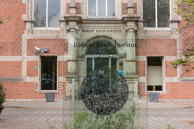 Coronavirus, Impressions from Berlin Germany, Berlin 29 04 2020 The picture shows a sign with the inscription Robert Koch Institute Berlin Berlin Germany