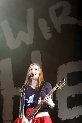 48 Concert Wir sind Helden, singer Judith Holofernes, in the Berlin open air stage Wuhlheide, singer guitarist, German Rock, NDW, Pop, Music, open air, Berlin Germany, Germany Copyright: xPOP-EYE Bilanx 00080449_00080449