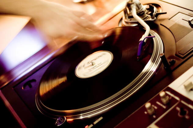 record,dj,scratching record igj-2w