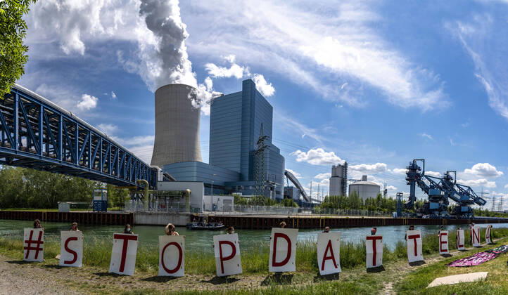 Protest against the Uniper hard coal-fired power plant Datteln 4, the grouping Endegelände, Datteln, NRW, Germany Protest Datteln4