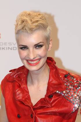 77 Anika Scheibe The Perfect Model as a guest at the ECHO 2012 awards ceremony in the exhibition halls under the Radio Tower Berlin, Berlin Berlin Germany Copyright: xPOP-EYE Gabschx 00273166_00273166