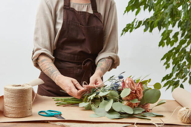 bouquet,tying,florist mcp-lzt,model released, Symbolfoto