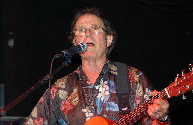 1 Concert Country Joe McDonald at Heroes Of Woodstock at Berlin ColumbiaClub, Singer Songwriter, Songwriter, Singer, Music, t.s., semi-total, medium, horizontal, Berlin Germany, Germany Copyright: xBRIGANI-ART HEINRICHx 00077038_00077038