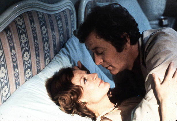 OSCARS: Beste Nebendarstellerin, Preisträgerinnen 1971-1980 CALIFORNIA SUITE CALIFORNIA SUITE MICHAEL CAINE, MAGGIE SMITH Date: 1978. Strictly editorial use only in conjunction with the promotion of the film. Credit line mandatory. This image is copyright of the film company and is supplied under the terms of issue as film still. No commercial or book cover use permitted without prior consent from the film company.  Mandatory credit line: Image courtesy Ronald Grant Archive Mary Evans