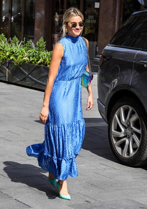June 26, 2020, London, United Kingdom: Ashley Roberts seen departing the Global Radio Studios in London. London United Kingdom - ZUMAs197 20200626_zaa_s197_020 Copyright: xBrettxCovex
