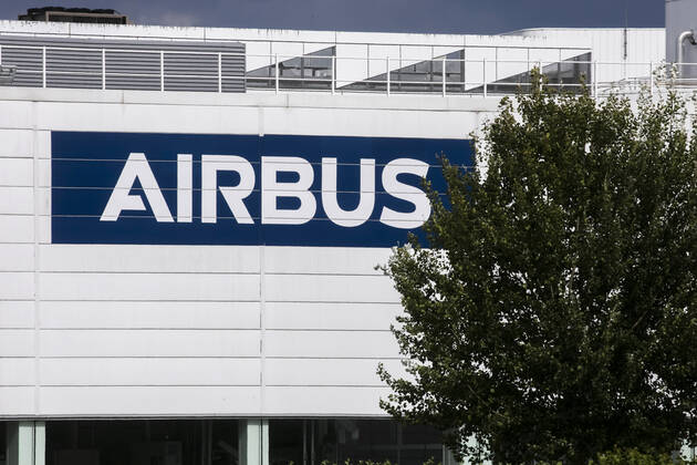Elancourt, France July 2, 2020 - Illustration of the Airbus Defence And Space Aeronautical Industry Site. European aircraft manufacturer Airbus announced Tuesday that it will cut 15,000 jobs over the next year, as the airline industry faces unprecedented losses due to the COVID-19 pandemic AIRBUS, ECONOMIE, LOGO, GENERIQUE, ILLUSTRATION, AERONAUTIQUE, AVIATION, ENTREPRISE, LICENCIEMENTS, PLAN SOCIAL, CRISE ECONOMIQUE, YVELINES, CONSTRUCTEUR AERONAUTIQUE, AVIONS DE LIGNE, EMPLOI, CHOMAGE, INDUSTRIE FRANCAISE, GROUPE INDUSTRIEL, TRANSPORT AERIEN, CONJONCTURE, MULTINATIONALE, SUPPRESSIONS DE POSTES Copyright: xVincentxIsorex