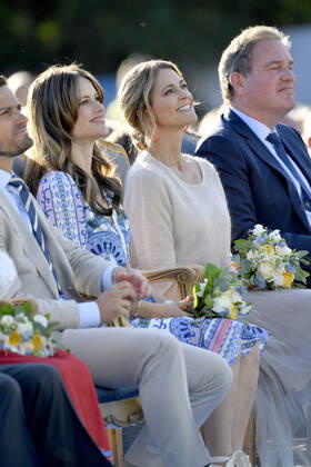 Prinsessan Sofia, prinsessan Madeleine, Christopher O Neill under firandet av Victoriadagen pa Borgholms idrottsplats, Borgholm, Öland, 2019-07-14 (c) Karin Törnblom TT kod 2377 Borgholm Sverige x2377x Copyright: xKarinxTörnblom TTx Victoriadagen 2019