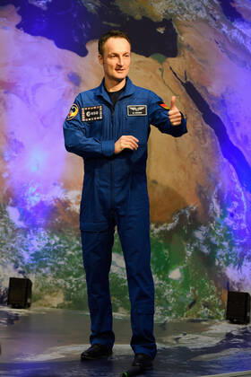 ESA Press Conference, Astronaut Dr Matthias Maurer 02 02 2017 Darmstadt x1x ESA, European Space Operations Center Press Conference, Introduction of ESA Astronaut Dr Matthias Maurer In the picture l r Dr Matthias Maurer Frankfurt Frankfurt Hessen Germany
