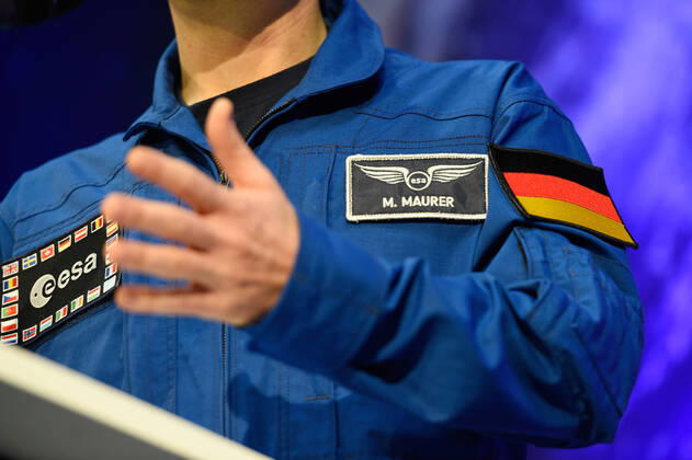 ESA Press Conference, Astronaut Dr Matthias Maurer 02 02 2017 Darmstadt x1x ESA, European Space Operations Center Press Conference, Introduction of ESA Astronaut Dr Matthias Maurer In the picture l r Dr Matthias Maurer Frankfurt Frankfurt Hessen Germany
