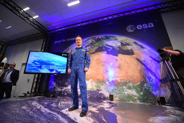 ESA Press Conference, Astronaut Dr Matthias Maurer 02 02 2017 Darmstadt x1x ESA, European Space Operations Center Press Conference, Introduction of ESA Astronaut Dr Matthias Maurer In the picture l r Dr Matthias Maurer Frankfurt Frankfurt Hessen Germany