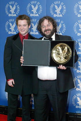 Peter Jackson, Dga Award & Elijah Wood Director & Dga Award & Actor 56th Directors Guild Of Americ Century Plaza Hotel Century City, Los Angeles, Usa 07 February 2004  Copyright: MaryxEvansxAllstarxGrahamxWhitbyxBoot 12964207