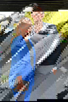 First Steps Award 2020 Alice Dwyer Alice Dwyer Sabin Tambrea Ankunft Zum First Steps Award Im Saeaelchen