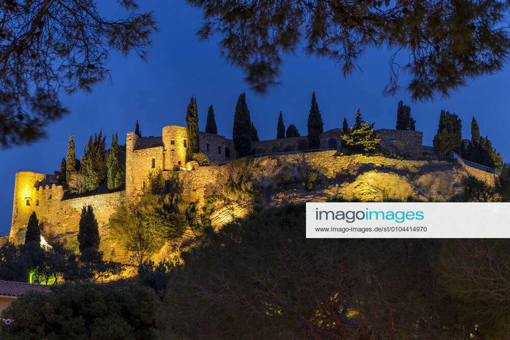 Former Cassis Castle Chateau De Cassis At Dusk Cassis Bouches Du Rhone Provence France Mediterrane Former Cassis Castle Chateau De Cassis At Dusk Cassis Bouches Du Rhone Provence France Mediterrane