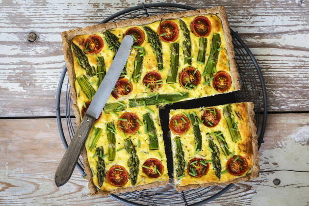 Gluten free vegetarian buckwheat quiche with tomatoes, asparagus and chive EVGF03697